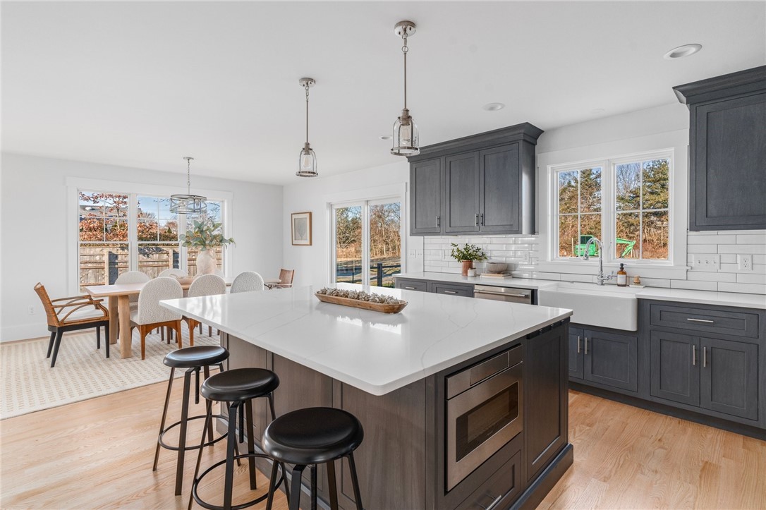 middletown-ri-prospect-open-concept-kitchen-remodel-gray-cabinets